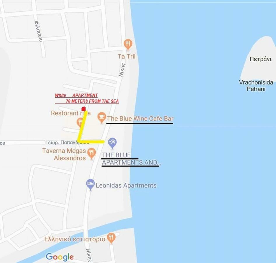 White Apartment 70M From The Sea Nea Peramos  Ngoại thất bức ảnh